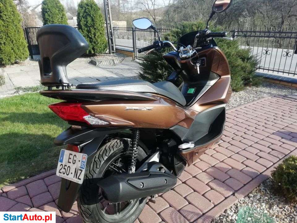 Honda PCX – Bodzentyn – Świętokrzyskie
