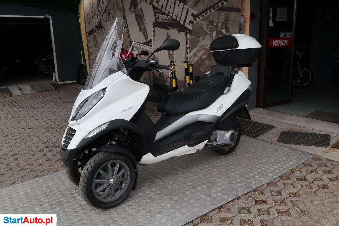 Piaggio MP-3 – Warszawa – Mazowieckie