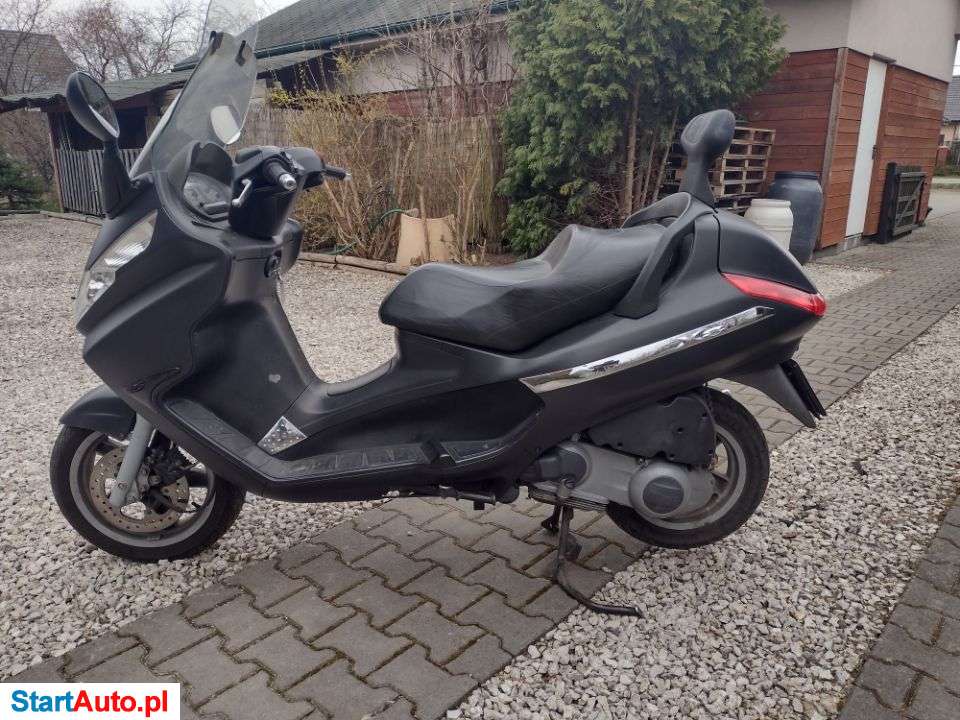 Piaggio X8 – Gniezno – Wielkopolskie