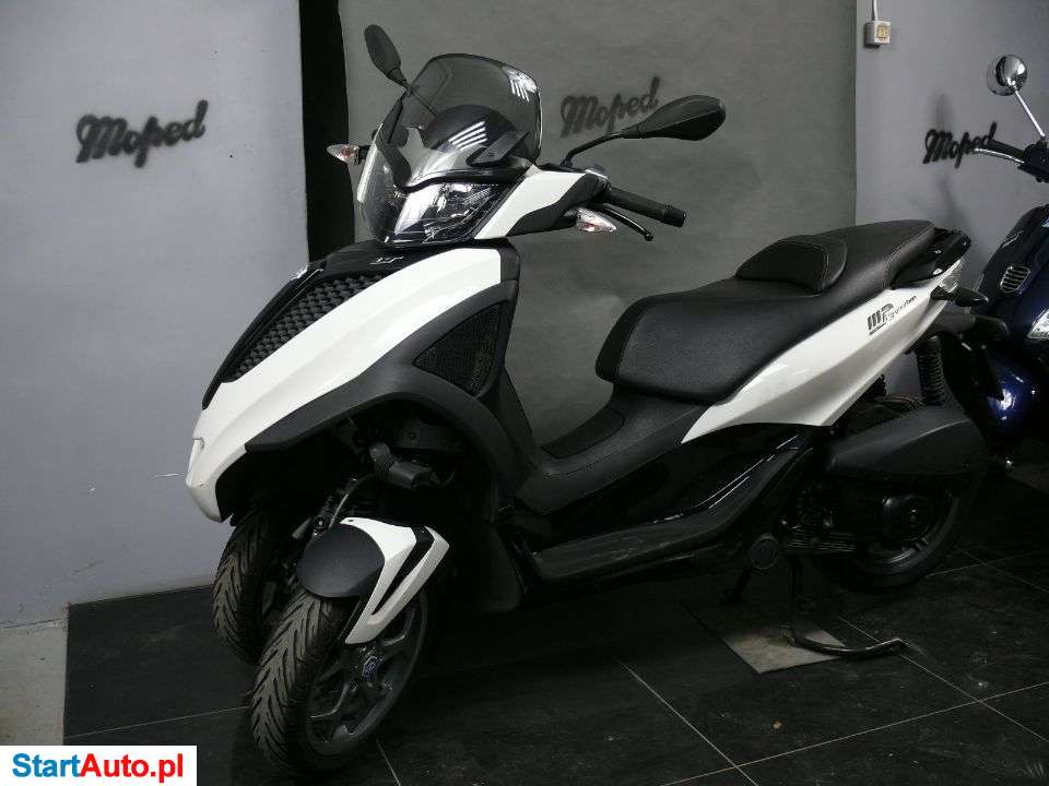 Piaggio MP-3 – Warszawa – Mazowieckie