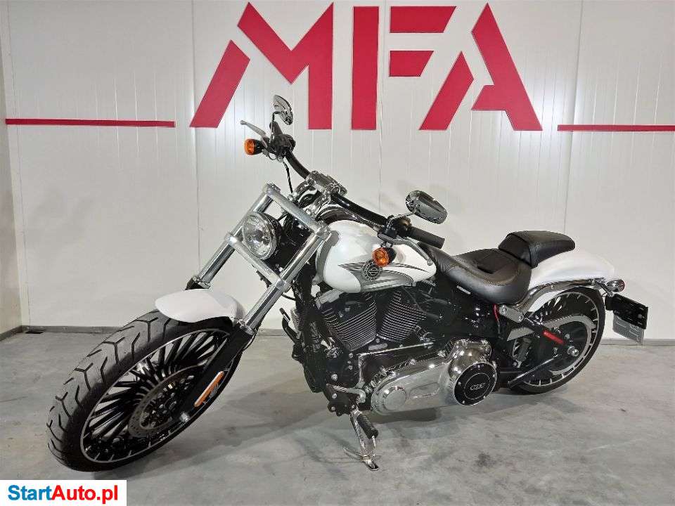 Harley-Davidson FXSB Breakout – Łazy – Mazowieckie