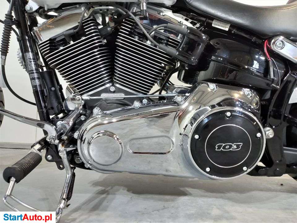 Harley-Davidson FXSB Breakout – Łazy – Mazowieckie