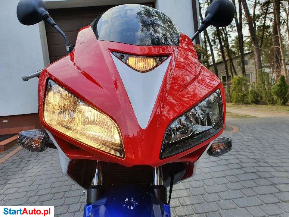 Honda CBR – Izabelin C – Mazowieckie