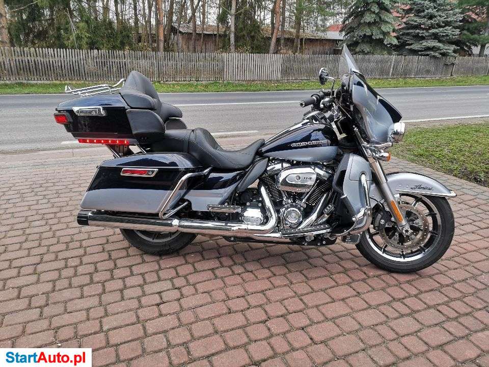 Harley-Davidson Electra Glide – Baranów Sandomierski – Podkarpackie
