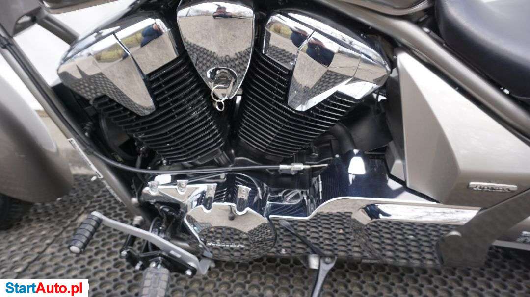 Honda VT – Ożarów Mazowiecki – Mazowieckie