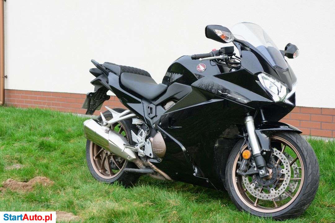 Honda VFR – Sieradz – Łódzkie