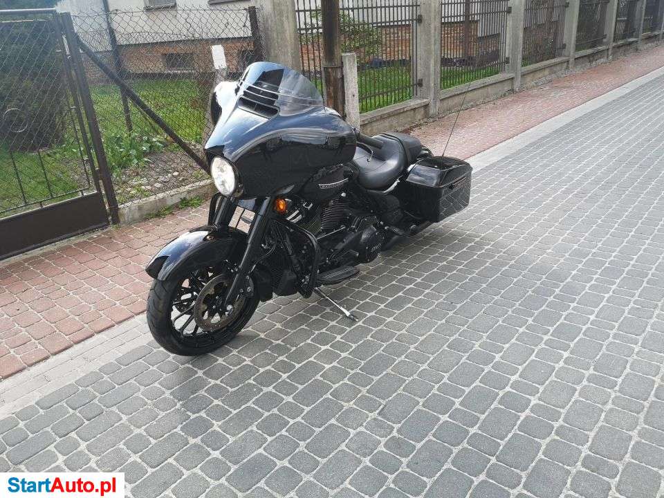 Harley-Davidson FLHXS Special – Stalowa Wola – Podkarpackie