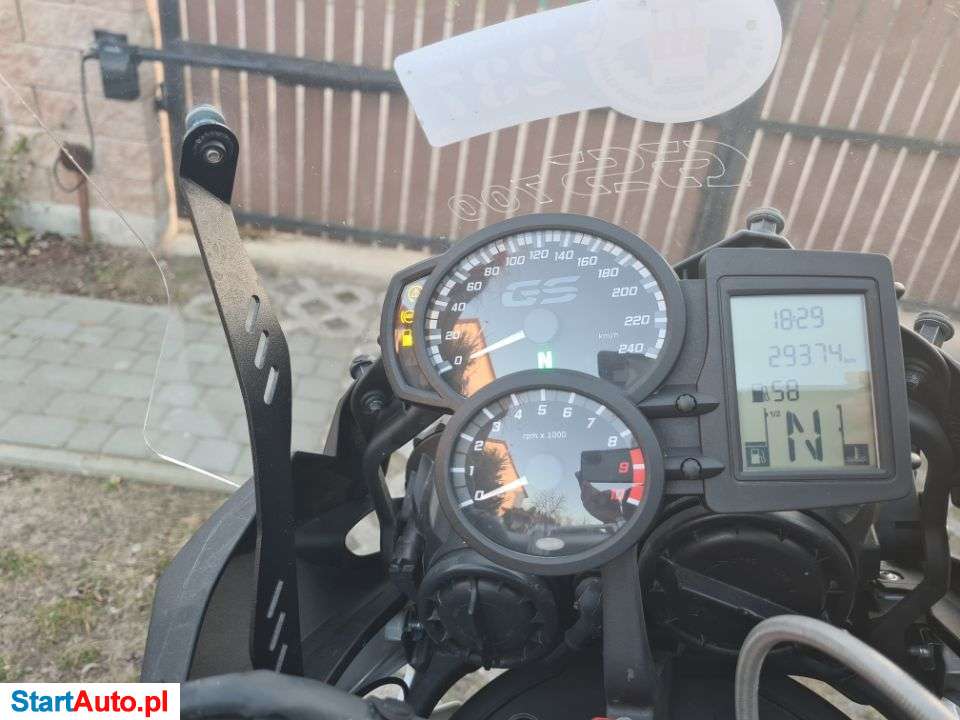 BMW F – Józefosław – Mazowieckie