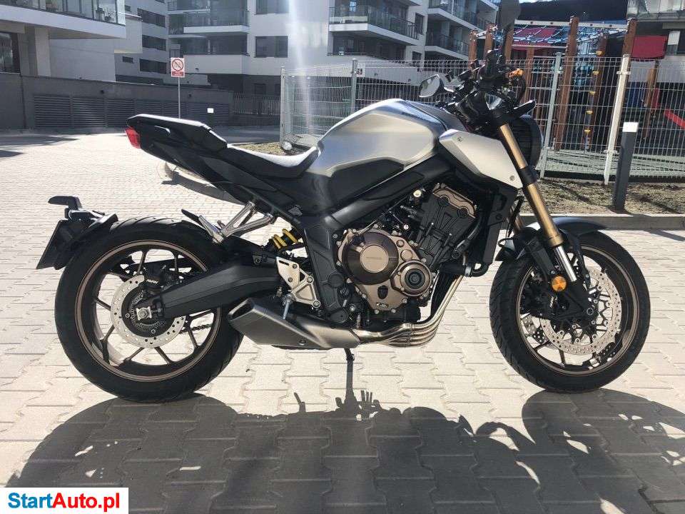 Honda CB – Warszawa – Mazowieckie