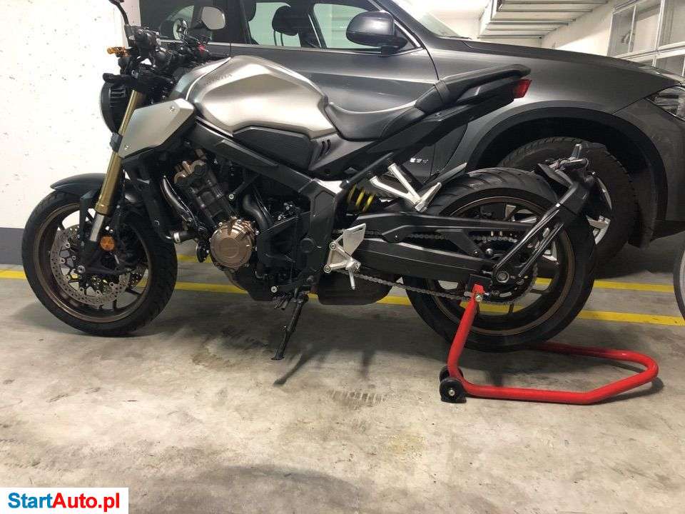 Honda CB – Warszawa – Mazowieckie