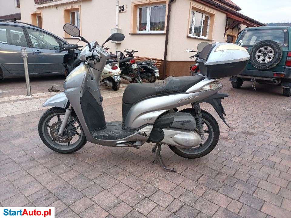 Honda SH – Bodzentyn – Świętokrzyskie