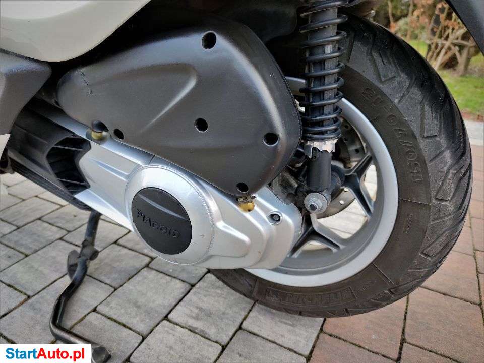 Piaggio X10 – Brwinów – Mazowieckie