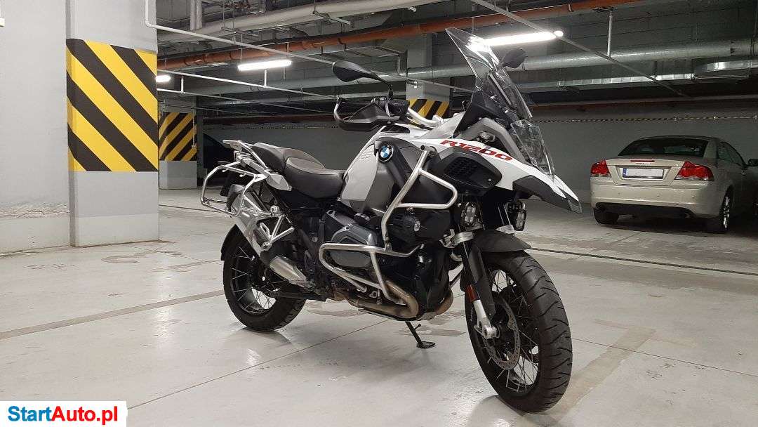 BMW R – Warszawa – Mazowieckie