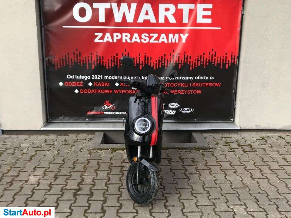 Niu M+ – Warszawa – Mazowieckie