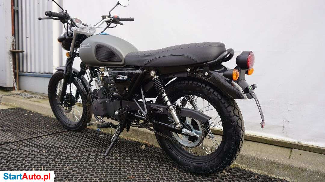 Junak – Ożarów Mazowiecki – Mazowieckie