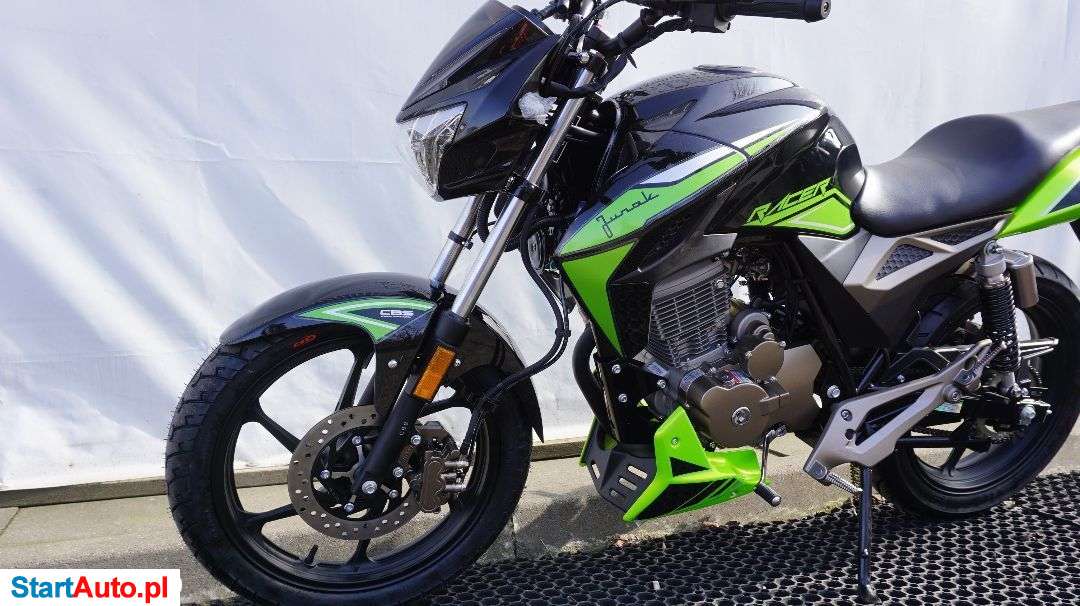 Junak – Ożarów Mazowiecki – Mazowieckie