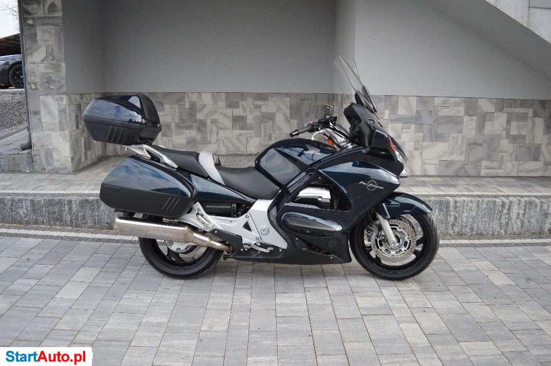 Honda ST – Żurawniki – Świętokrzyskie