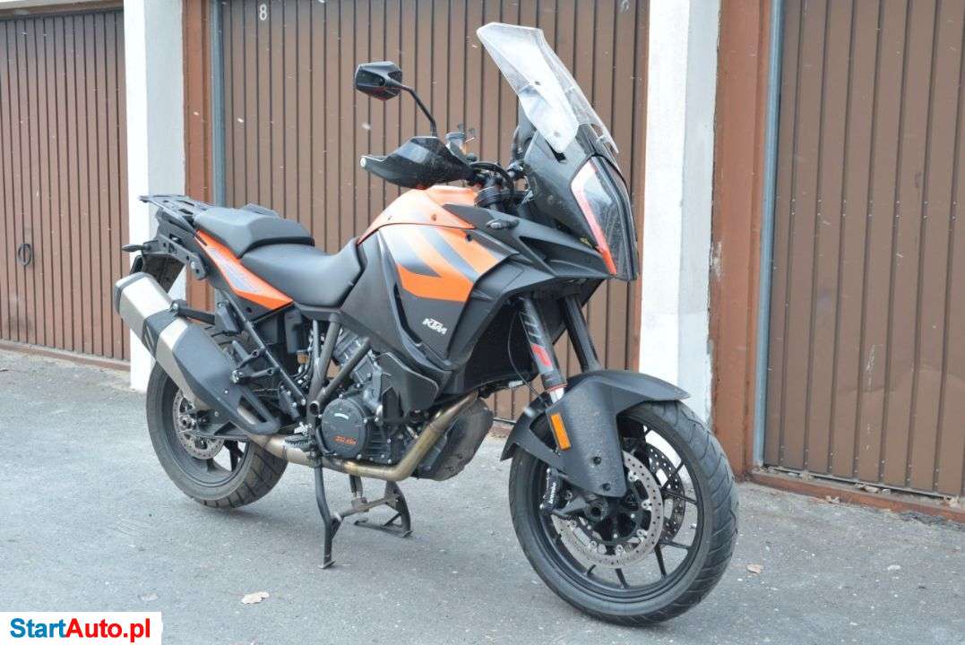 KTM – Warszawa – Mazowieckie