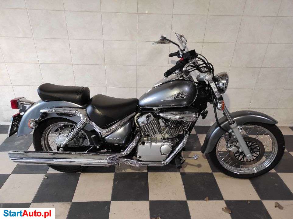 Suzuki Intruder – Piekary Śląskie – Śląskie