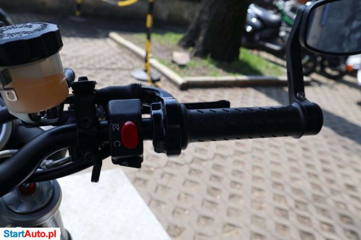 Triumph Street Triple – Warszawa – Mazowieckie
