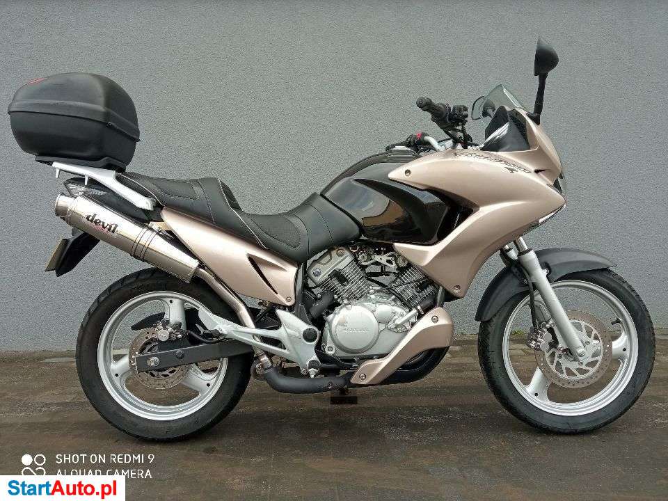 Honda Varadero – Sieradz – Łódzkie