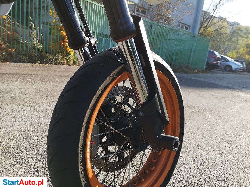 KTM SMC – Warszawa – Mazowieckie