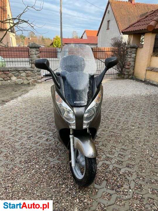 Honda FES – Pieniężno – Warmińsko-mazurskie