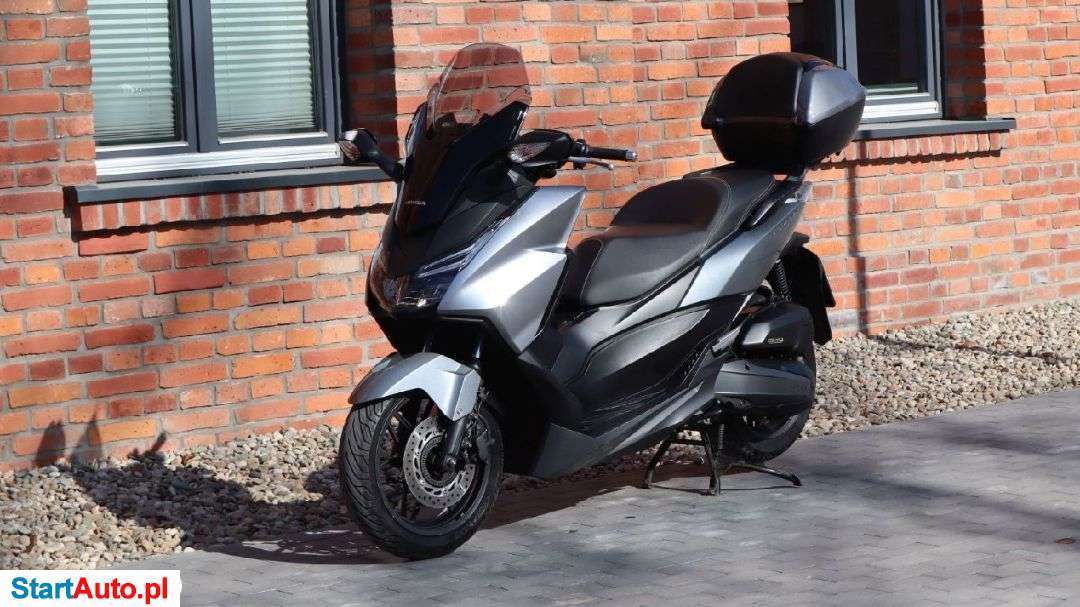 Honda NSS – Ostrowiec Świętokrzyski – Świętokrzyskie