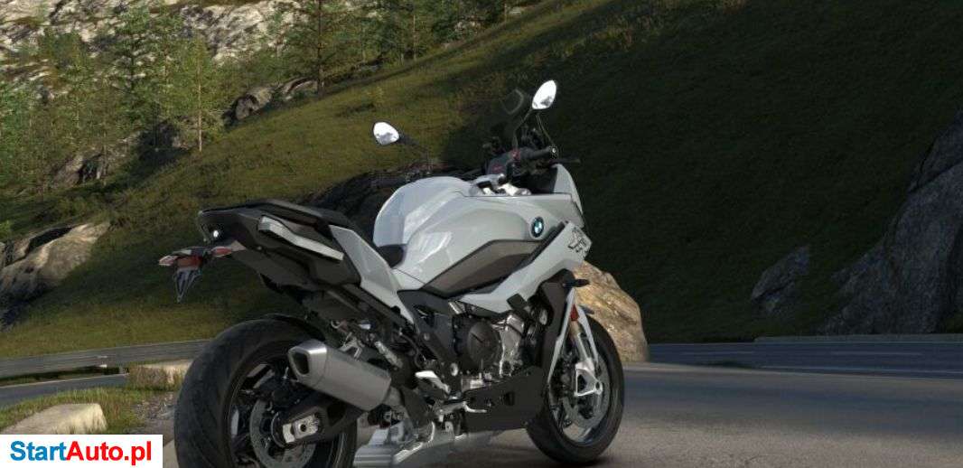 BMW S – Warszawa – Mazowieckie