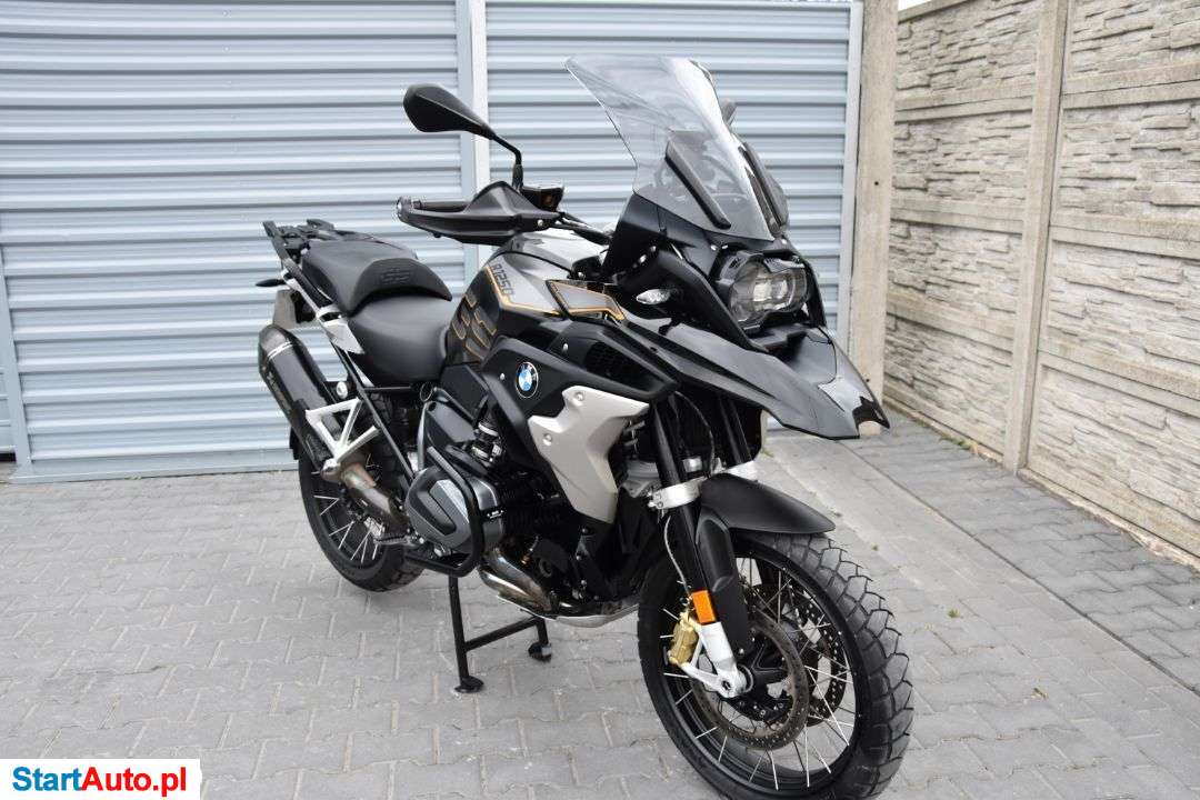 BMW R – Radom – Mazowieckie