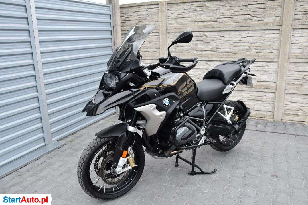 BMW R – Radom – Mazowieckie