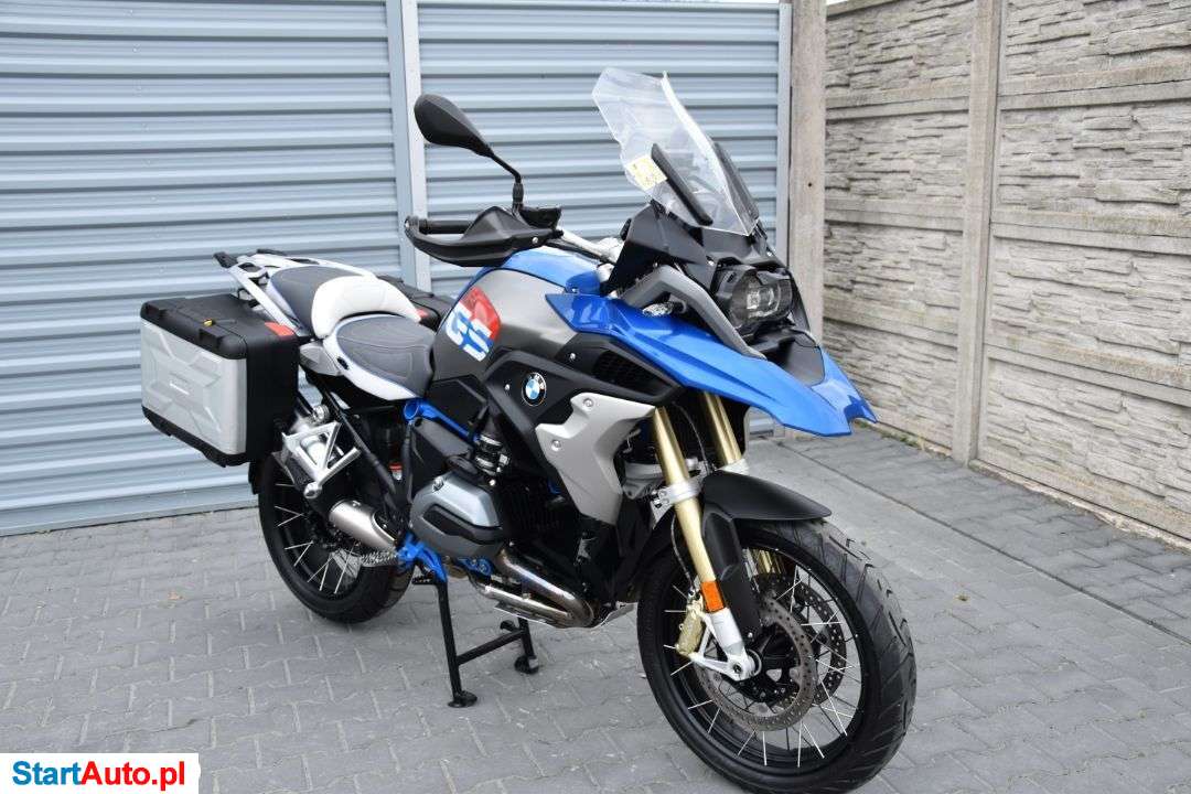 BMW R – Radom – Mazowieckie