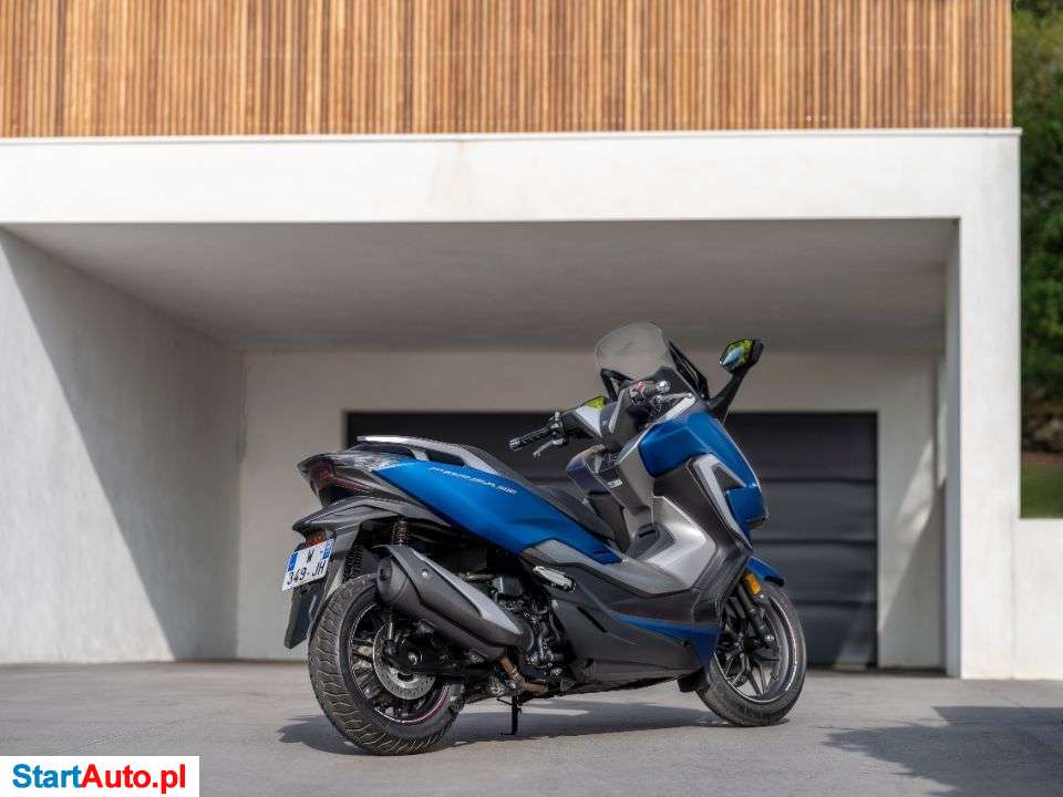 Honda NSS – Warszawa – Mazowieckie