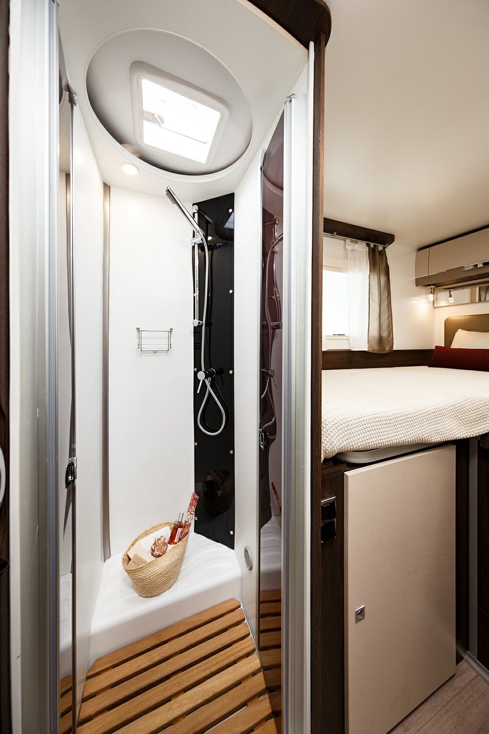 Wynajem Kampera Benimar 363 wypozyczalnia kamperow wynajme mazowieckie