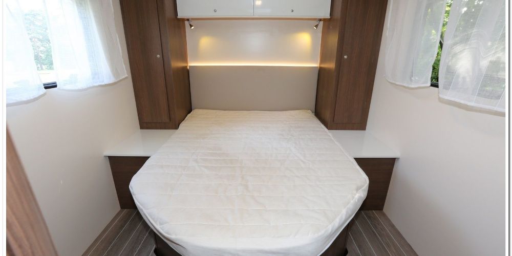 Kamper wynajem od 350 zł doba – Camperowo.pl – Ford Transit 2018r.