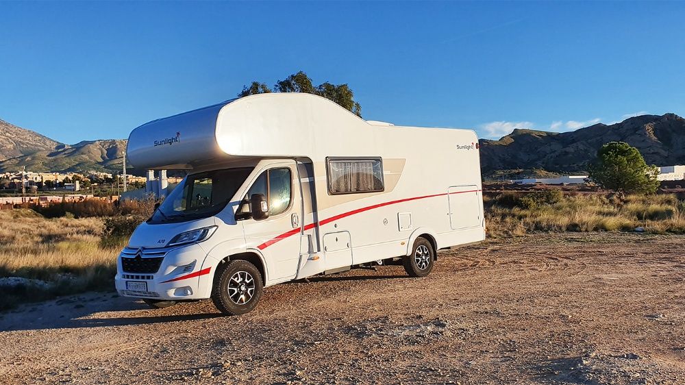 Wynajem Kamper Sunlight A70 – 6 osobowy