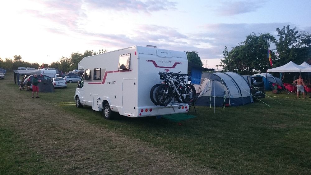 Wynajem Kamper 5-osobowy Automat