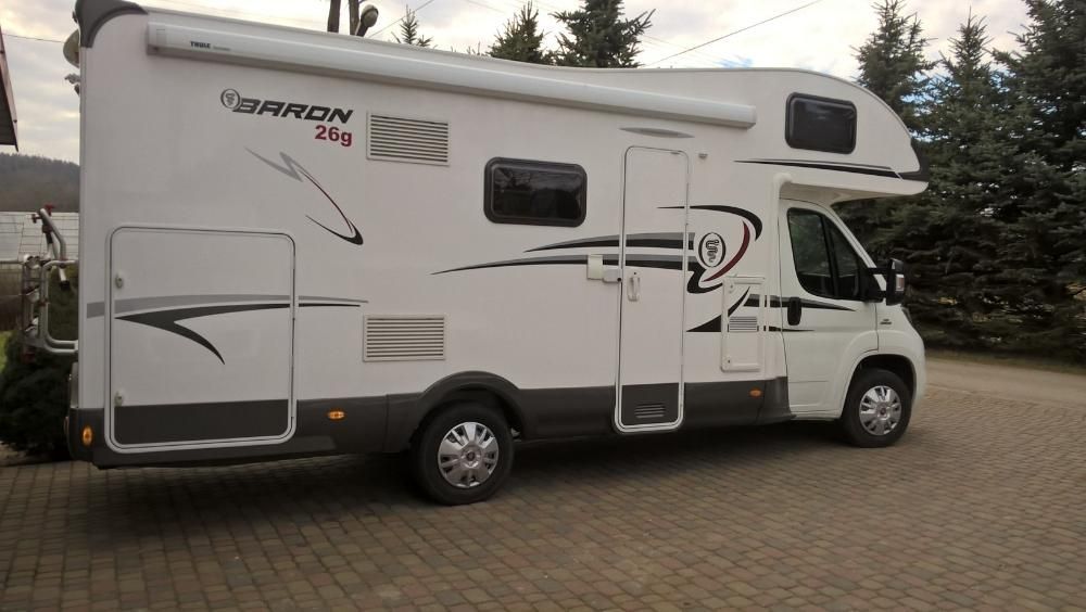 wynajem kampera campera rzeszow 6-osobowy do spania i jazdy