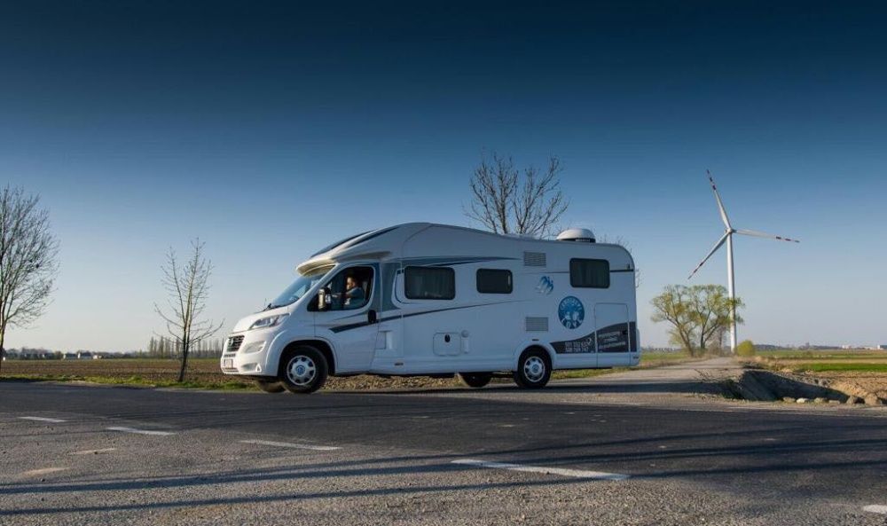 Wynajem kampera kamper wypożyczalnia camper najem Knaus, Adria