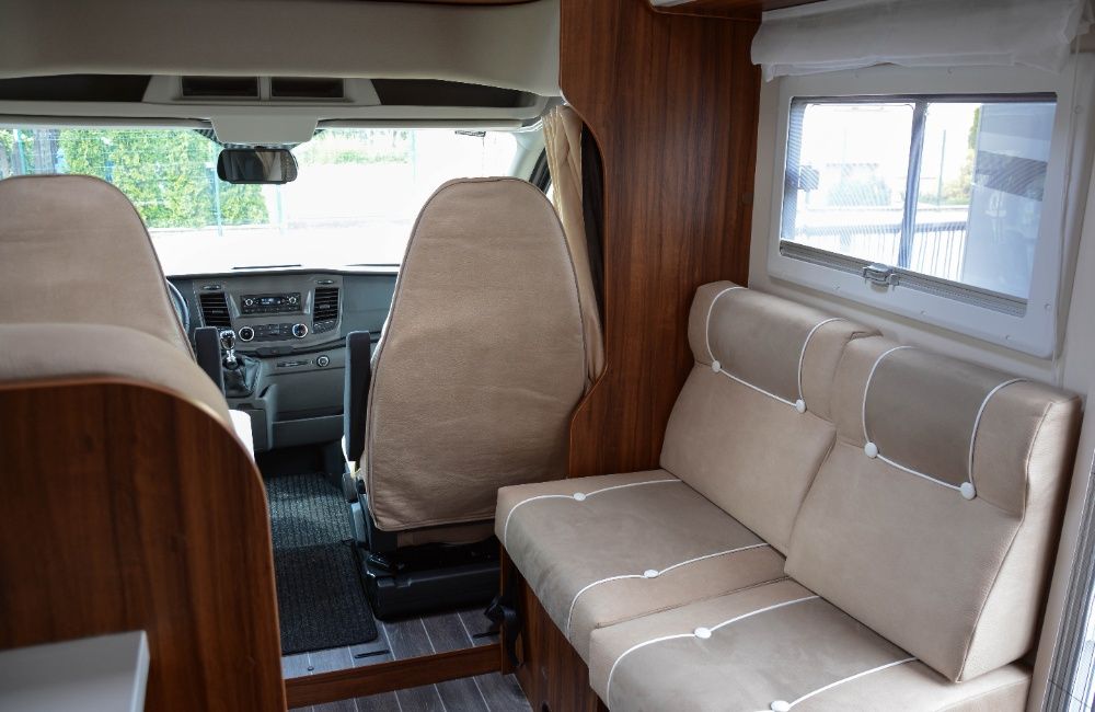 Kamper na wynajem, 5-osobowy 2020 Ford Transit , wypożyczalnia