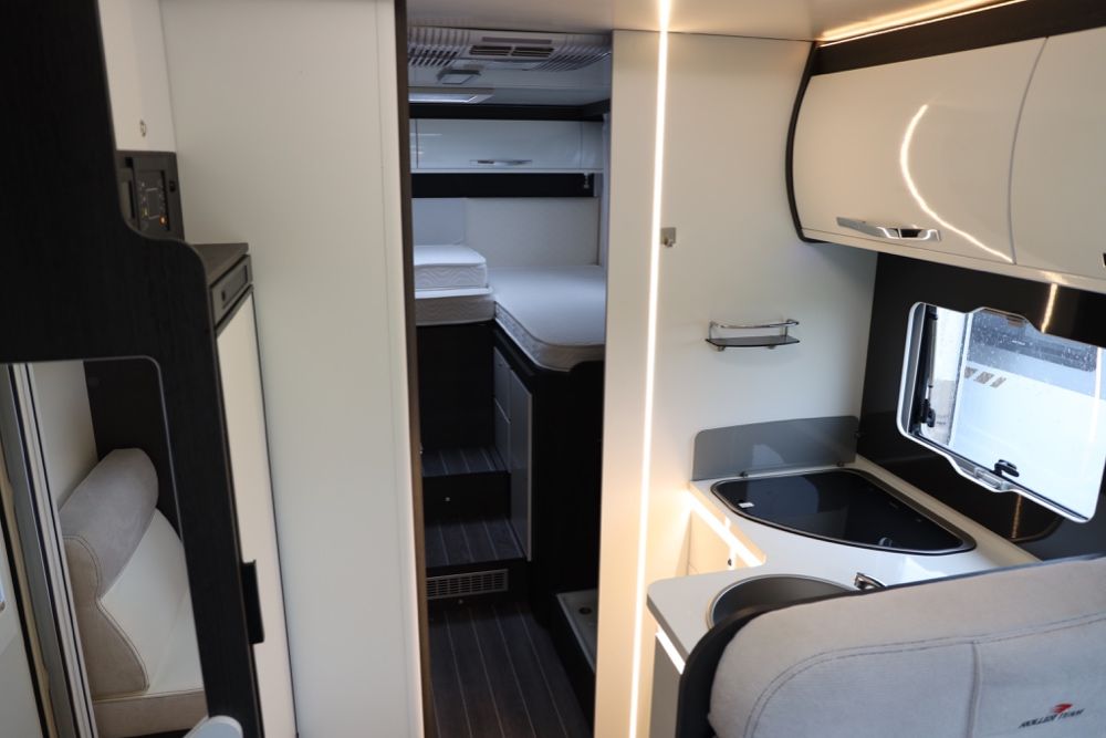 Wynajem kampera Roller Team Kronos 284M (5os.)