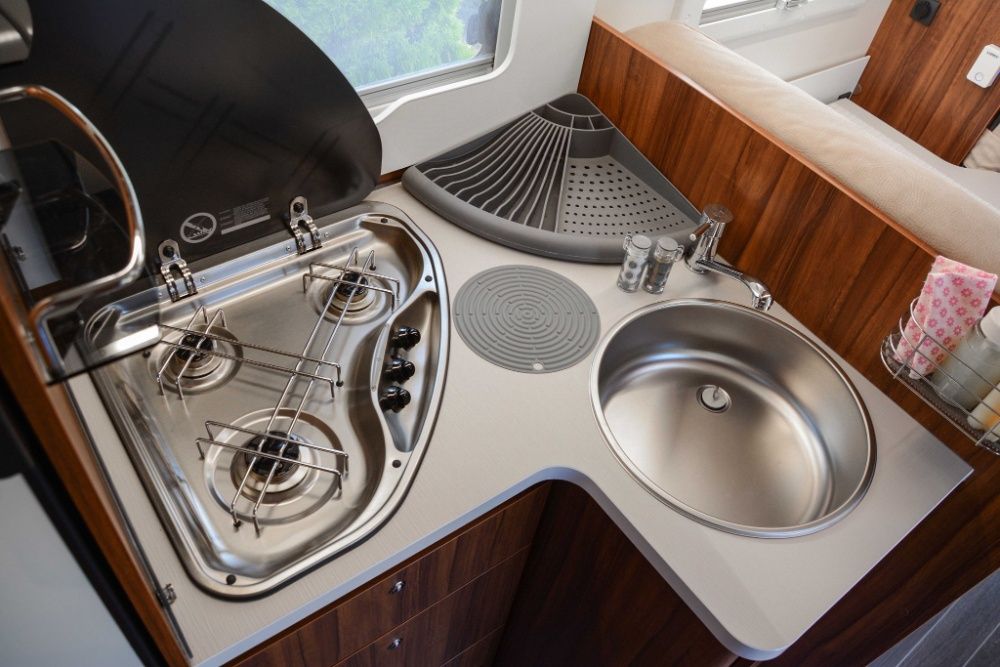 Kamper na wynajem, 5-osobowy 2020 Ford Transit , wypożyczalnia