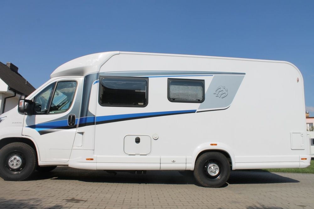 Wynajem Wypożyczalnia wakacje WOLNY NA MAJÓWKe kamper camper Poznań Lu