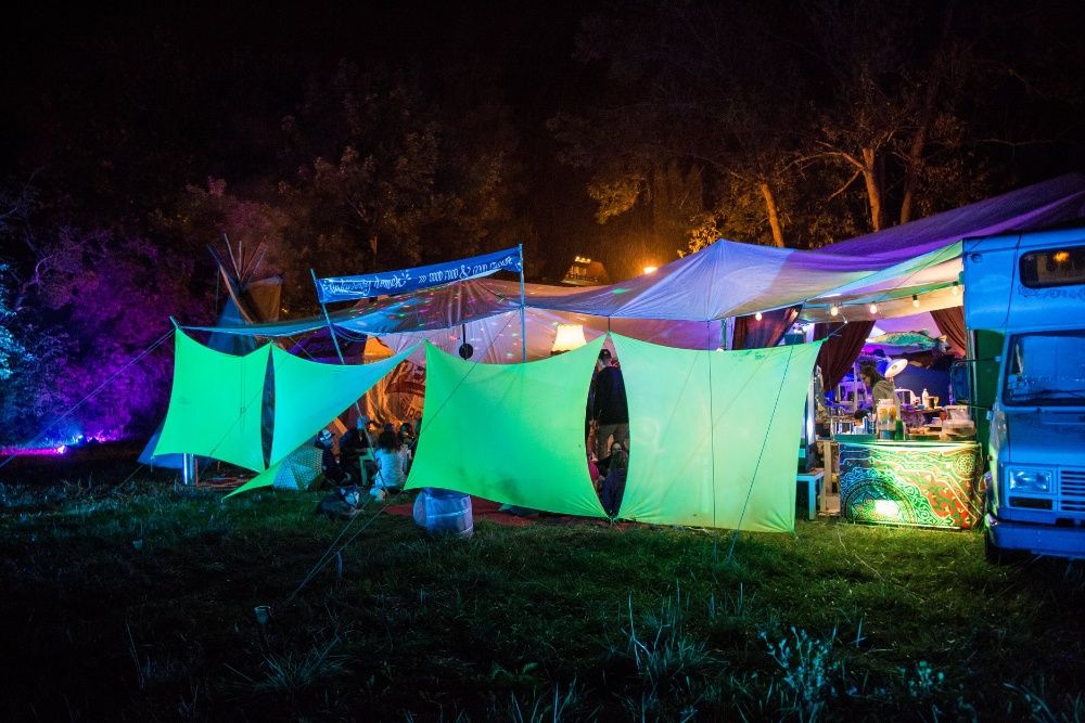 Wynajem – camper – działka – Kazimierz Dolny