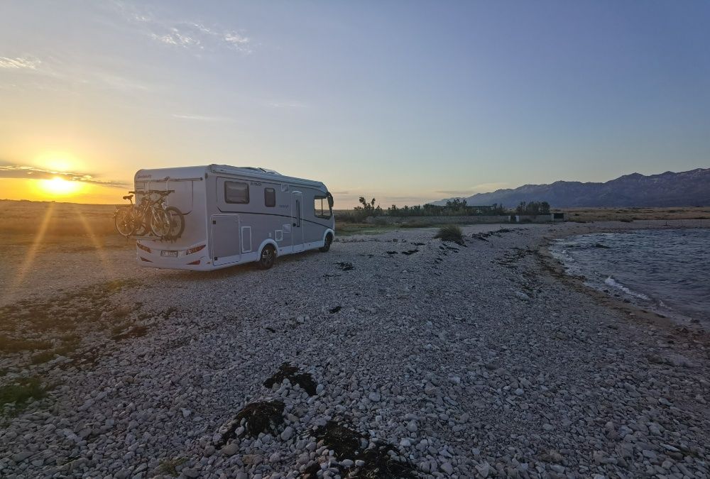 Kamper / camper wynajem Integra Dethleffs 7057 EB ZIMOWY. ALDE. 2020r.