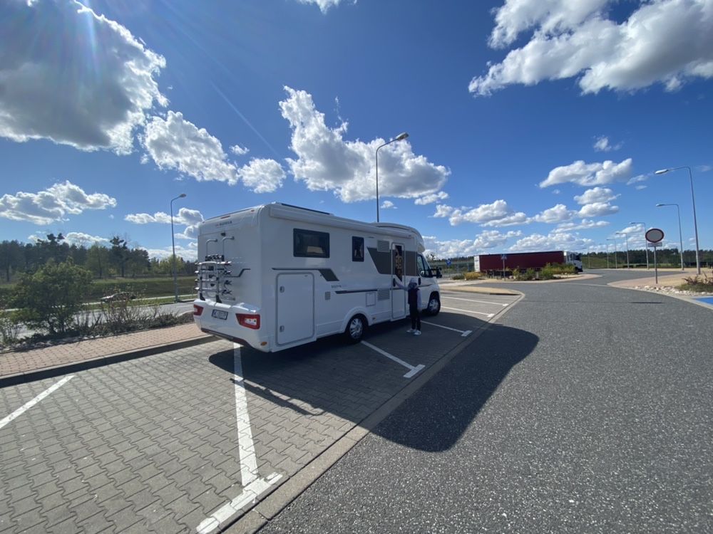 Kamper wynajem Adria 5 osób Warszawa Wolne terminy