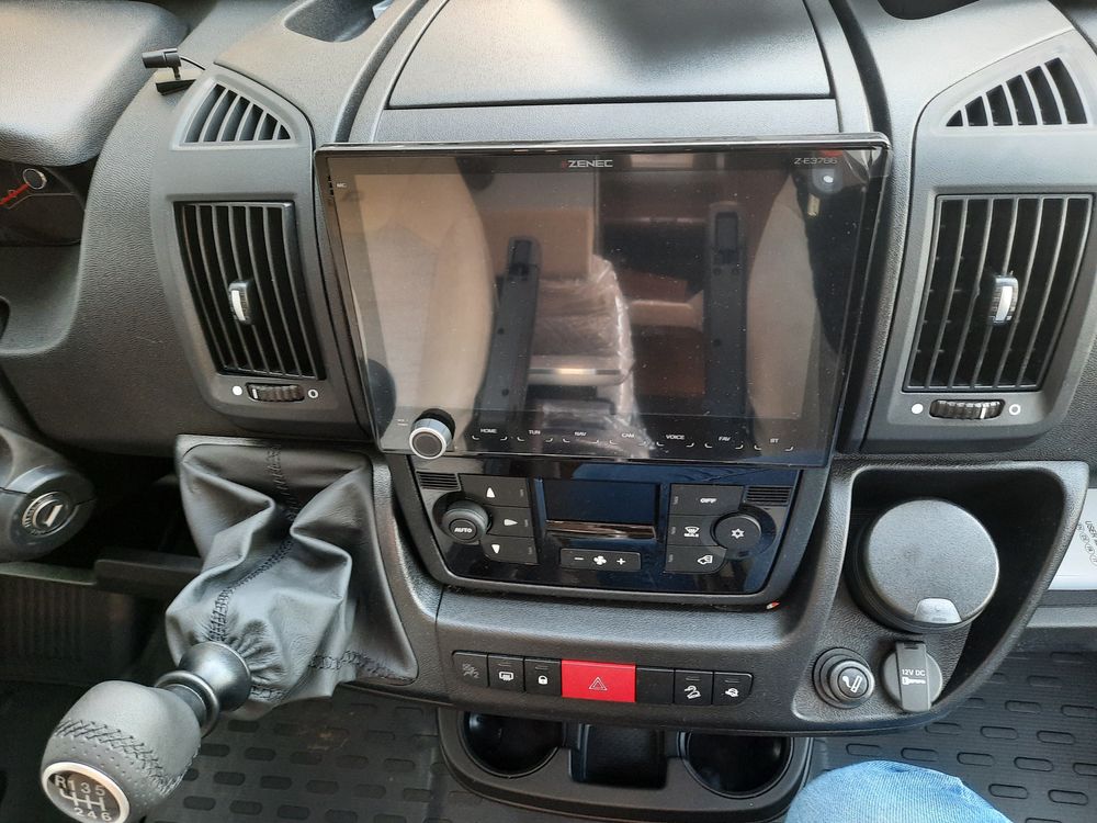 Wynajem Kampera Adria Matrix Axess 670 SL