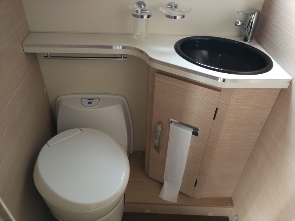 Wynajem Kamper, Camper, Kamper- 5 osobowy, 163KM.