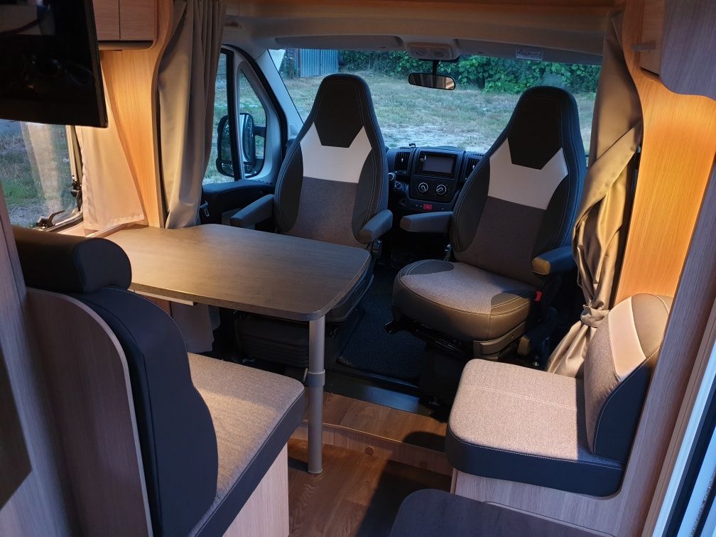 Wynajem kampera 4 osobowego z 2019r