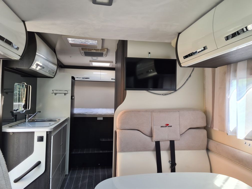 Wynajem , wypożyczlnia kamper,kampery 170 KM Nowy 2020 r Automat Solar